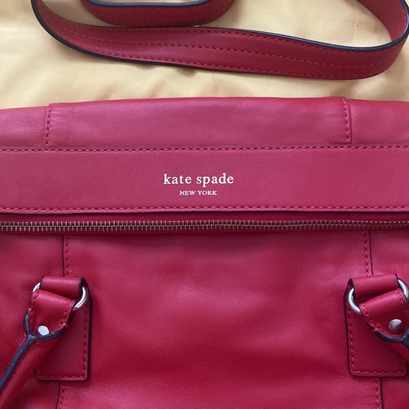 New Kate Spade foldover red leather large bag purse with shoulder strap - Picture 2 of 8